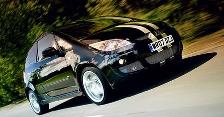 Mitsubishi Colt Black Hawk