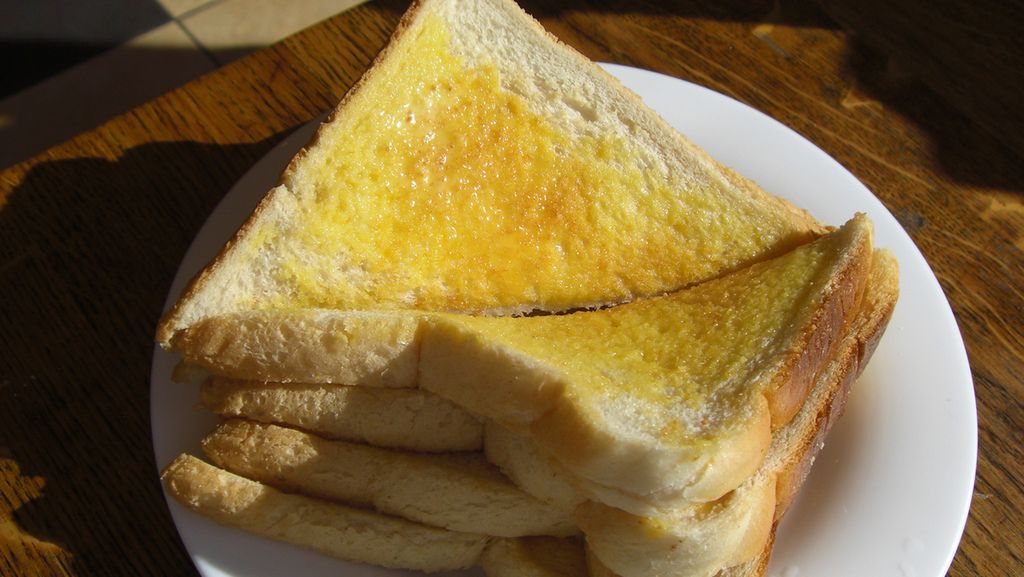 Nauka potwierdza: tosty są lepsze niż chleb