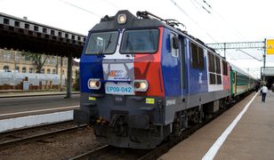 PKP Intercity kontroluje wagony. Brak klimatyzacji, toalet, nie mówiąc o dostępie do internetu