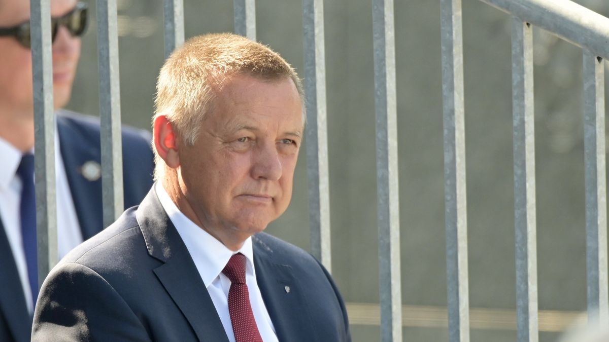 Marian Banaś nie podał się do dymisji, ale po kilkunastu dniach urlopu wrócił do wykonywania obowiązków