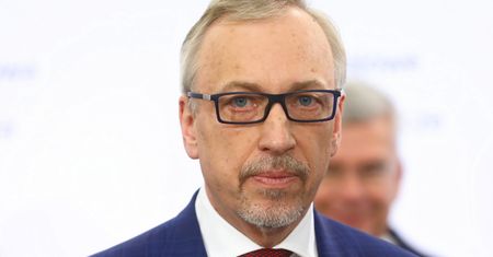 Bogdan Zdrojewski: "Obecny system skazuje miliony Polaków na głodowe emerytury"
