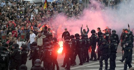 Kontakty ze skrajną prawicą? Saksońska policja w ogniu krytyki