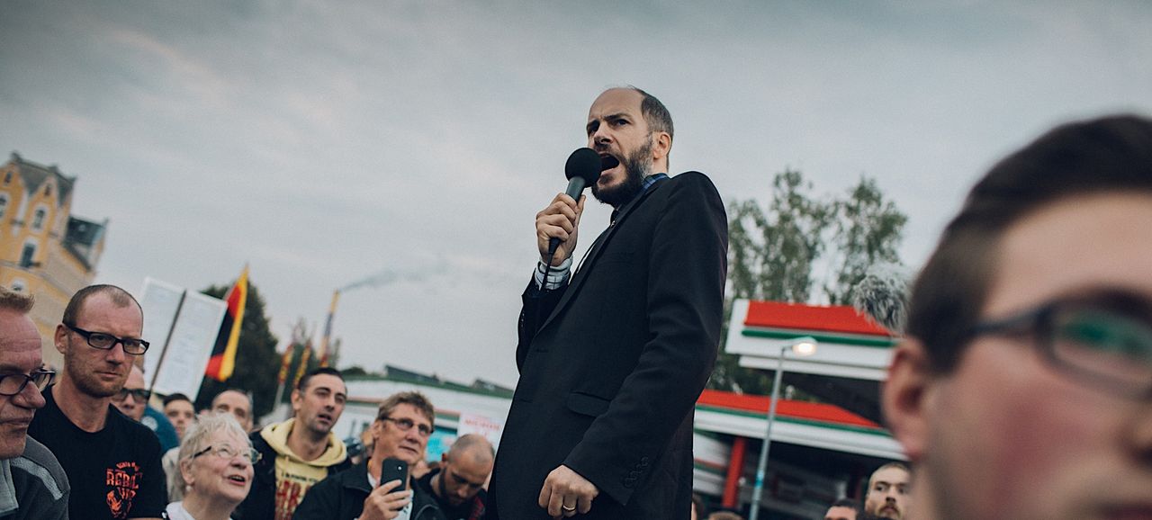 Martin nie jest nazistą. Martin jest zwykłym Niemcem, który chce wywalić Arabów z Chemnitz