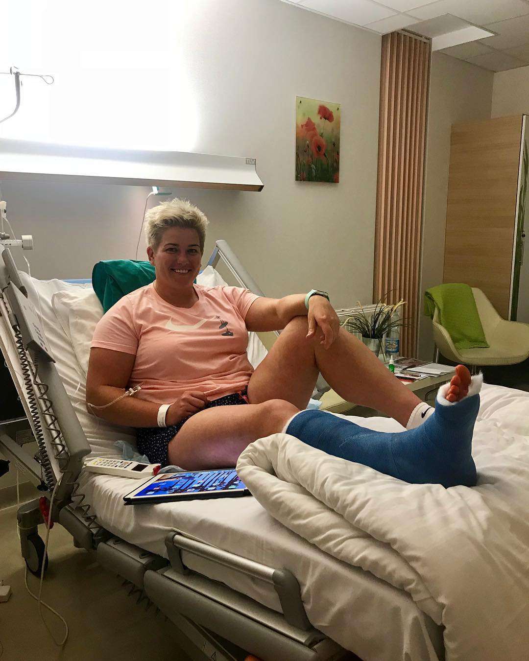 Anita Włodarczyk w szpitalu po operacji