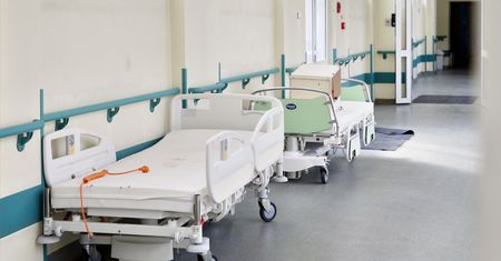 Służba zdrowia. Oddziały znikają, nie ma ani pieniędzy, ani lekarzy