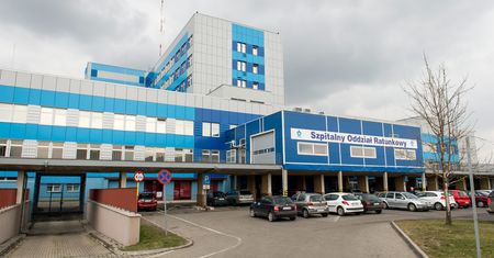 Legnica. Gehenna pacjentów w szpitalu. "8 razy w kolejce do jednego lekarza"