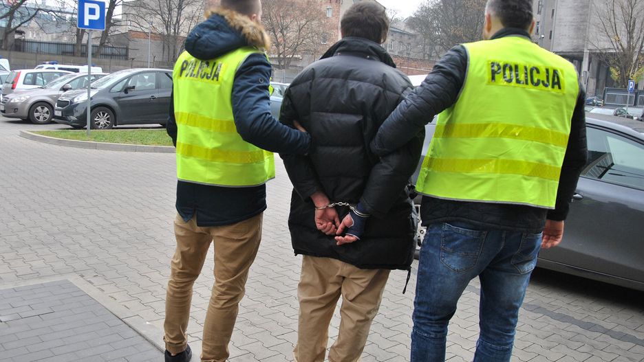 Łódź. Próbował okraść szpital. Odzyskano defibrylator