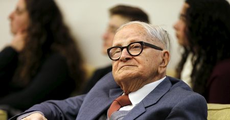 Legendarny szpieg Mossadu popiera AfD. Były łowca nazistów chwali niemiecką prawicę za walkę z antysemityzmem