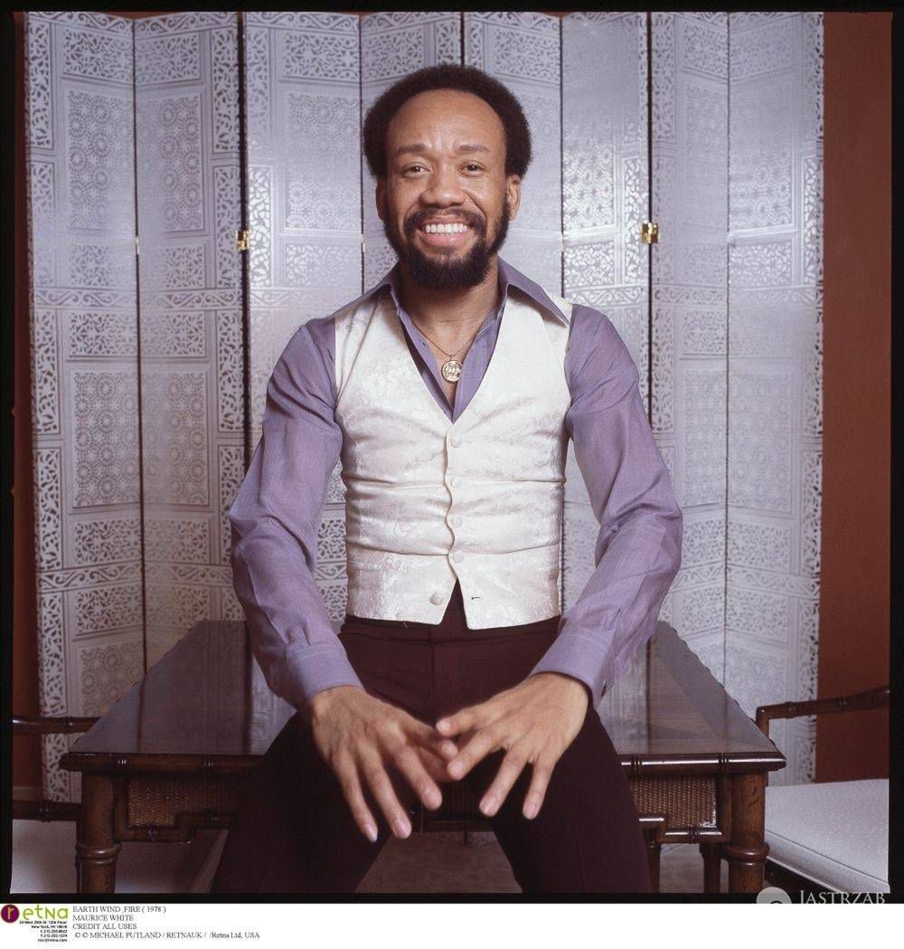 EARTH WIND & FIRE ( 1978 )
MAURICE WHITE
CREDIT ALL USES