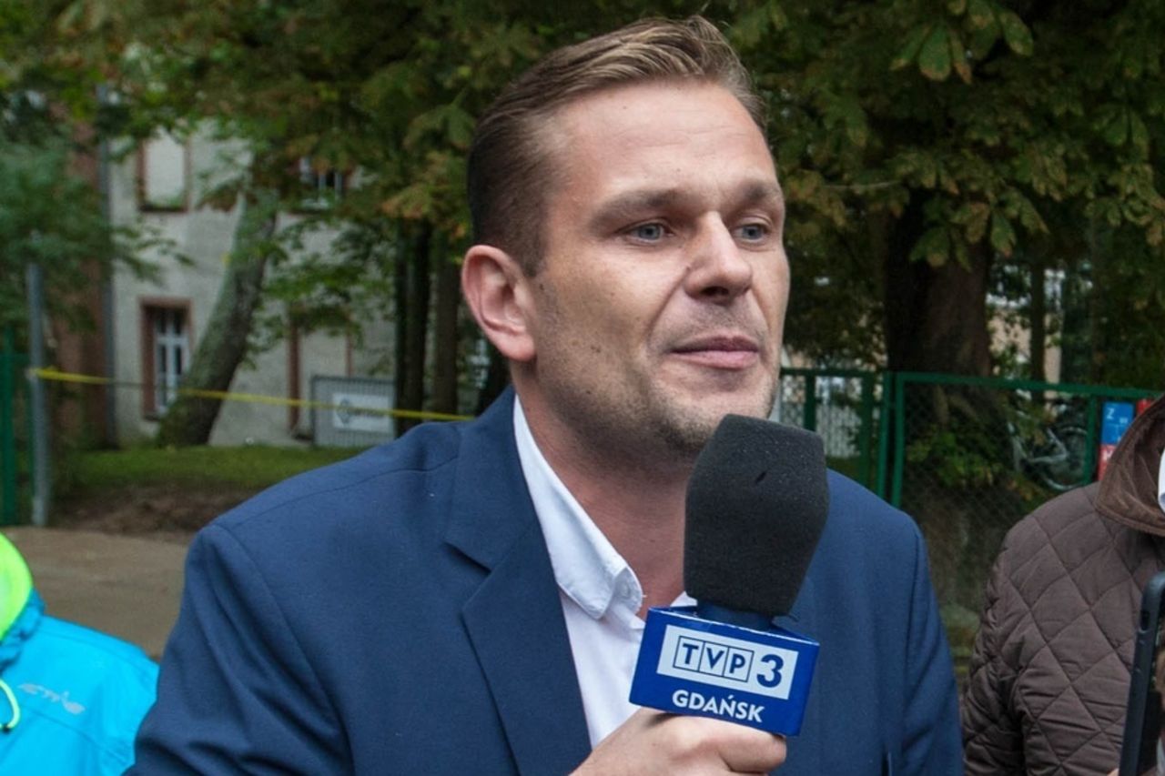 Łukasz Sitek usłyszał zarzuty. Dziennikarzowi TVP grozi rok więzienia