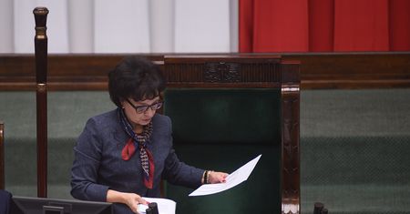 Wyjątkowe ferie posłów. Inni mogą tylko pomarzyć