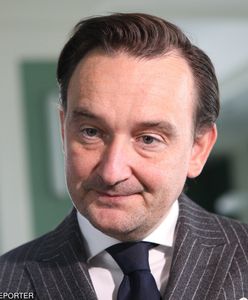 Maciej Mitera dociskany przez dziennikarza. Wzdychał, myślał, ale nie ujawnił tajemnicy