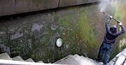 Etyczne grafitti powstaje w mchu