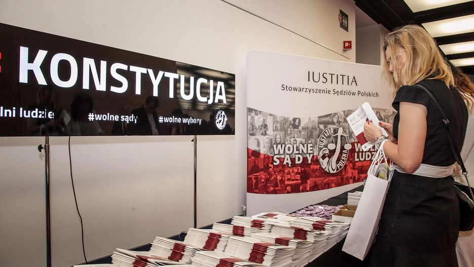 Iustitia: sędziowie powinni odmawiać udziału w postępowaniach rzeczników dyscyplinarnych