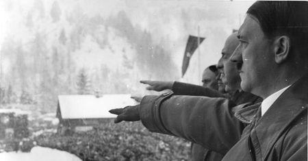 Hitler z "Gazety Polskiej": wybitny, uprzejmy, ekscelencja