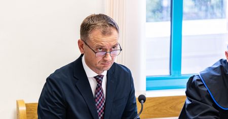 Wybory parlamentarne 2019. Sławomir Nitras wygrywa z ministrem Markiem Gróbarczykiem
