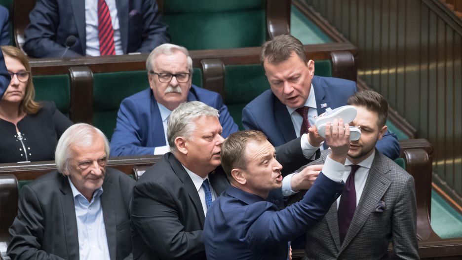 Do incydentu z dziecięcymi bucikami w Sejmie doszło 16 maja