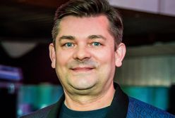 Czym jeździ król disco polo? Paparazzi zrobił zdjęcie na parkingu