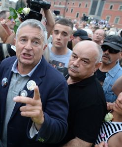 Rusza proces Władysława Frasyniuka. Żona polityka apeluje: "Więcej zajęć na siłowni!"