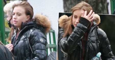 Paparazzi pod szkołą Oliwii Bieniuk. Stylowa córka Przybylskiej pisała dzisiaj maturę. Spełniło się jej wielkie marzenie