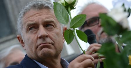 Policja zatrzymała Władysława Frasyniuka. Po przesłuchaniu został zwolniony