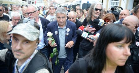 Zaskakująca decyzja Obywateli RP. Wycofali się z placu Zamkowego