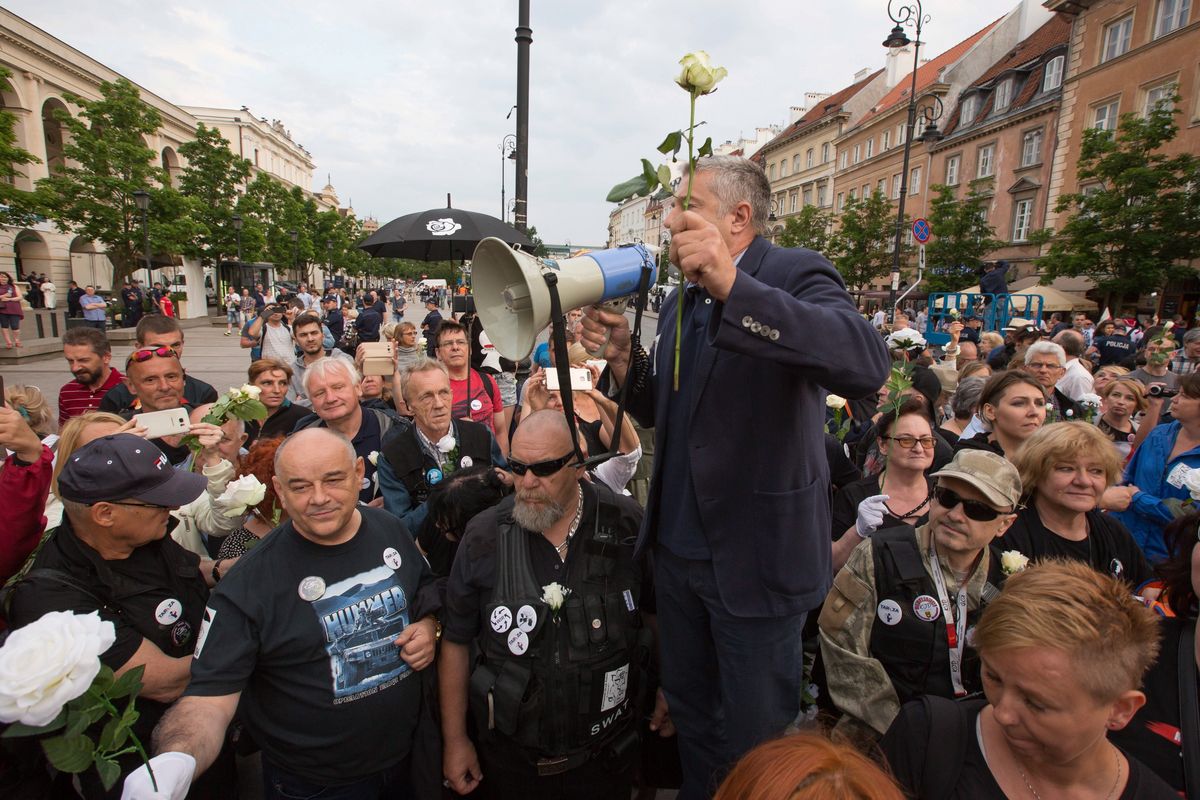 "Czasami człowiek upada". Witek zażenowana zachowaniem Frasyniuka