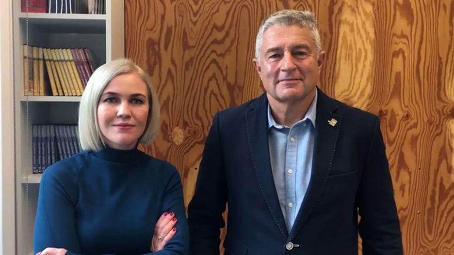 Wybory parlamentarne. - Jarku, Twoja kolej - apelują Frasyniukowie