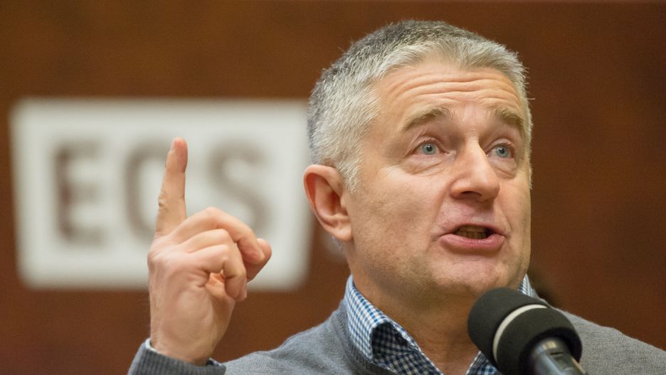 Władysław Frasyniuk skrytykował Dominika Tarczyńskiego. Poseł PiS opublikował nagranie z Adamem Michnikiem 
