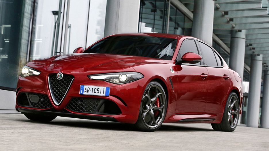 Alfa Romeo Giulia zaskoczyła dojrzałością konstrukcji i osiągami w wersji Qaurdifoglio