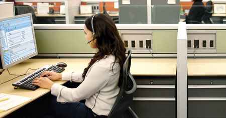 Nękali klientów telefonami. UOKiK nałożył karę