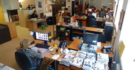 Badanie alkomatem, przeszukiwanie toreb, monitoring. Sprawdzamy, jak pracodawcom wolno kontrolować pracowników