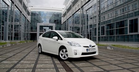 Toyota sprawdzi 1,9 mln Priusów
