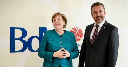 "Żądania PiS to celowa prowokacja". Głos z Niemiec ws. reparacji