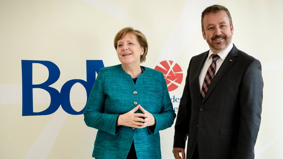 Kanclerz Niemiec Angela Merkel i szef BdV Bernd Fabritius podczas spotkania w marcu 2017 r.
