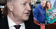 Apoloniusz Tajner o dziecku z nową żoną. Jak odnajduje się w roli ojca mając 65 lat? [WIDEO]