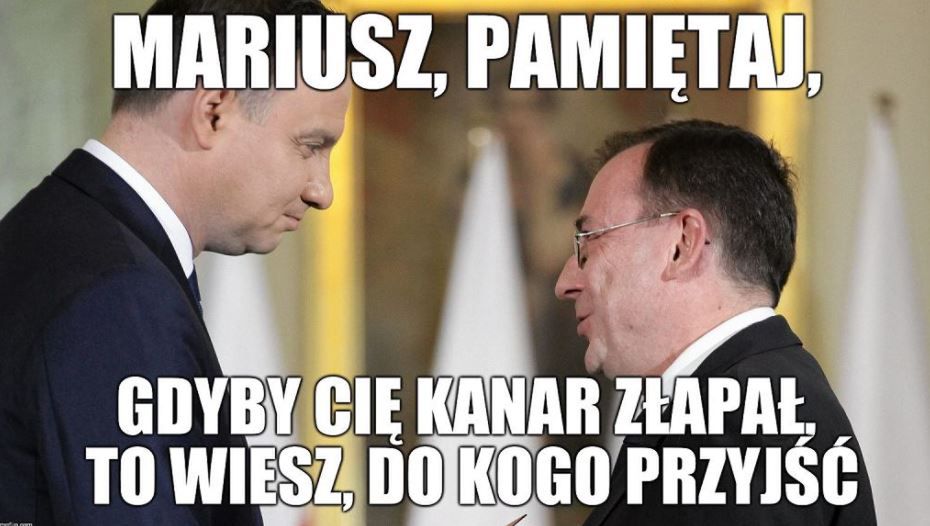 "Podpisz, nie będzie z tego afery". Tak internet śmiał się z ułaskawienia