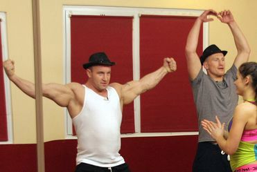 Pudzian i Diablo tańczą zumbę!