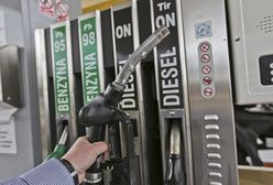 Koniec podwyżek cen na stacjach paliw. Eksperci mówią, za ile zatankujemy