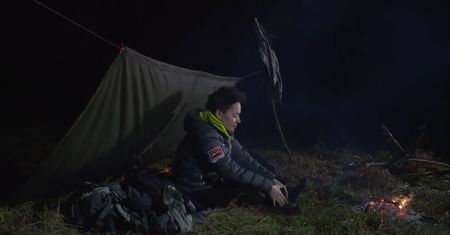 Tylko ja, śpiwór i gwiazdy. Jak spędziłam sama noc w lesie