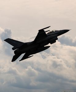 Włochy: myśliwiec runął do morza w czasie pokazów lotniczych