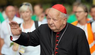 Kard. Dziwisz broni Jana Pawła II. Hierarcha publikuje oświadczenie