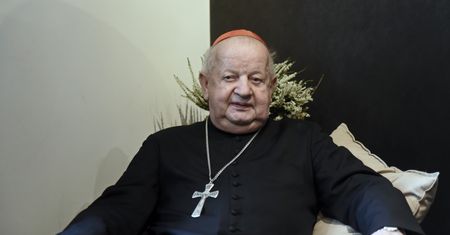 Dziwisz ostrzega podczas homilii. "Nie lekceważmy tej krytyki"