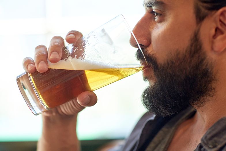 Polacy chętnie sięgają po piwo – rocznie wypijamy ok. 97 litrów piwa na osobę.