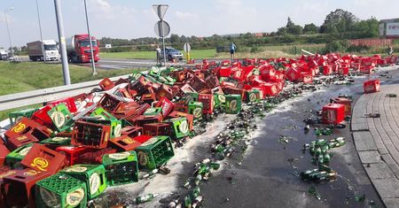 "Mokry sen" każdego piwosza się spełnił. Droga spłynęła piwem