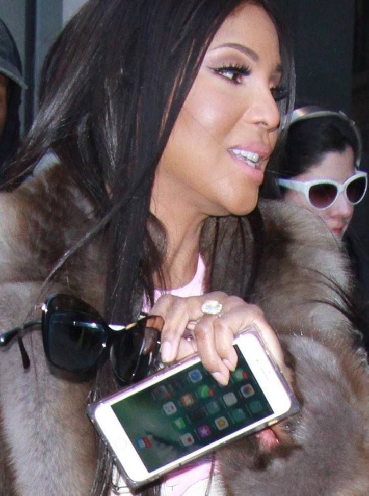 Toni Braxton w Good Morning America promowała film Faith Under Fire