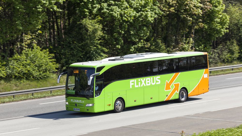 Już niedługo w każdym autobusie FlixBusa będzie można kupić bilet u kierowcy.