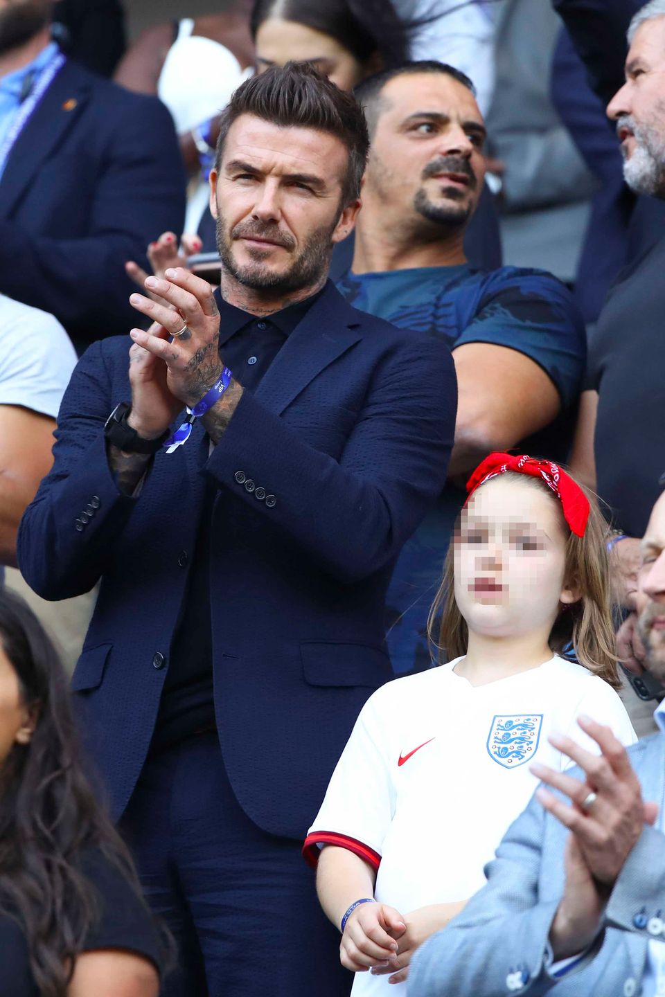 David Beckham et sa fille Harper lors du match de football de la coupe du monde féminine Norvčge / Angleterre au Havre le 27 juin 2019 © Gwendoline Le Goff / Panoramic / Bestimage Please pixelate child face prior to the publication
Soccer game England vs Norway at Le Havre, France on june 27th 2019