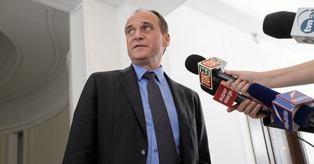 Paweł Kukiz wraca do flagowego pomysłu. Brakuje mu 150 tys. podpisów