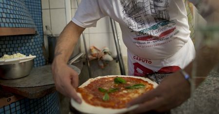 Szkodliwa substancja w kartonach do pizzy. Sprawą zajęło się włoskie ministerstwo zdrowia